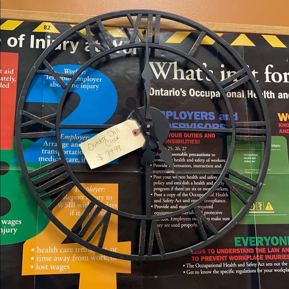 Outdoor or indoor clock - Picture 2 of 2